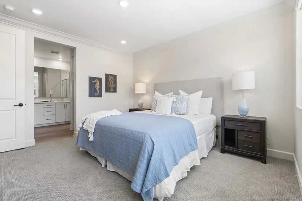 16750 Coyote Bush Drive #50 San Diego, CA 92127