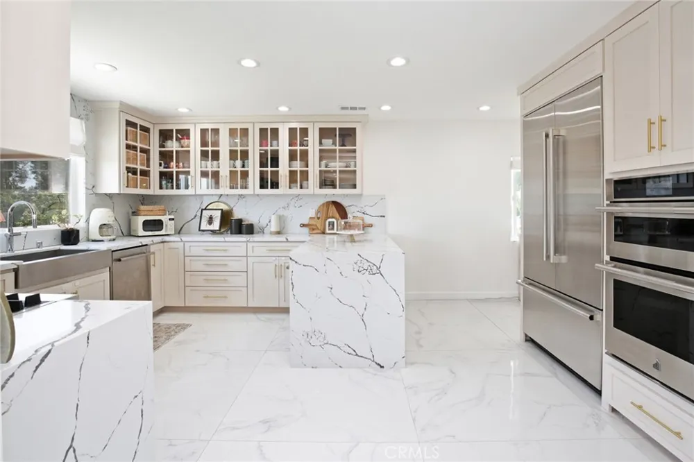 3808 Palos Verdes E Rancho Palos Verdes, CA 90275