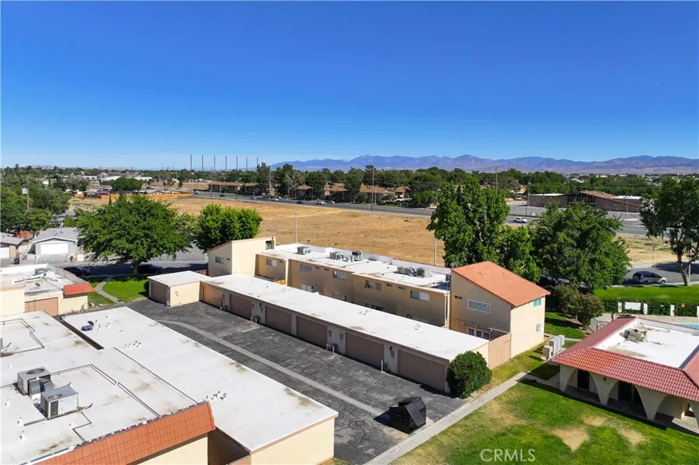 43629 Stanridge Avenue Lancaster, CA 93535