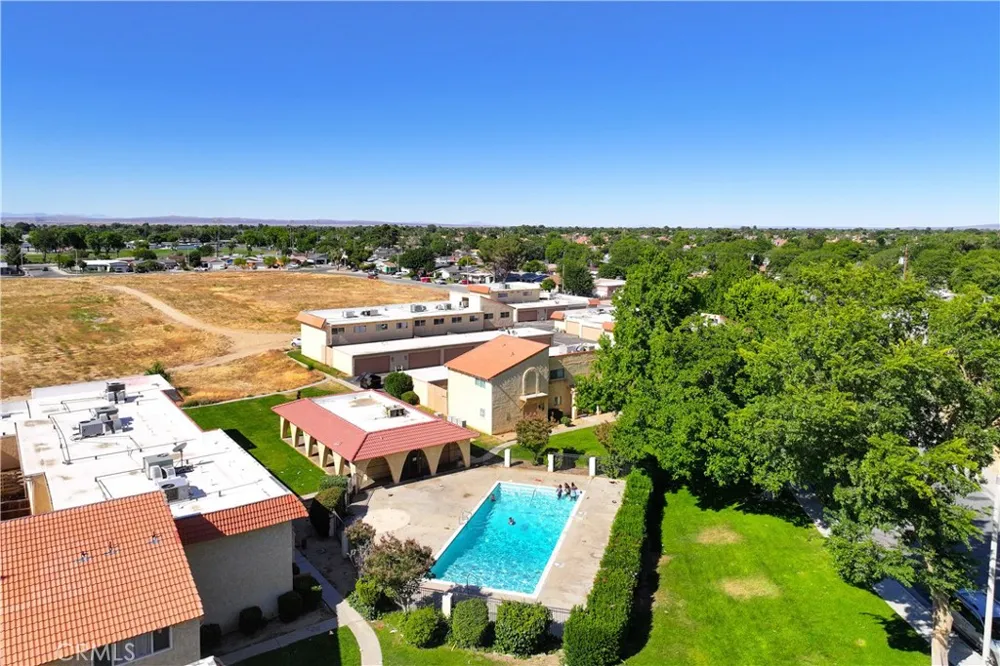 43629 Stanridge Avenue Lancaster, CA 93535