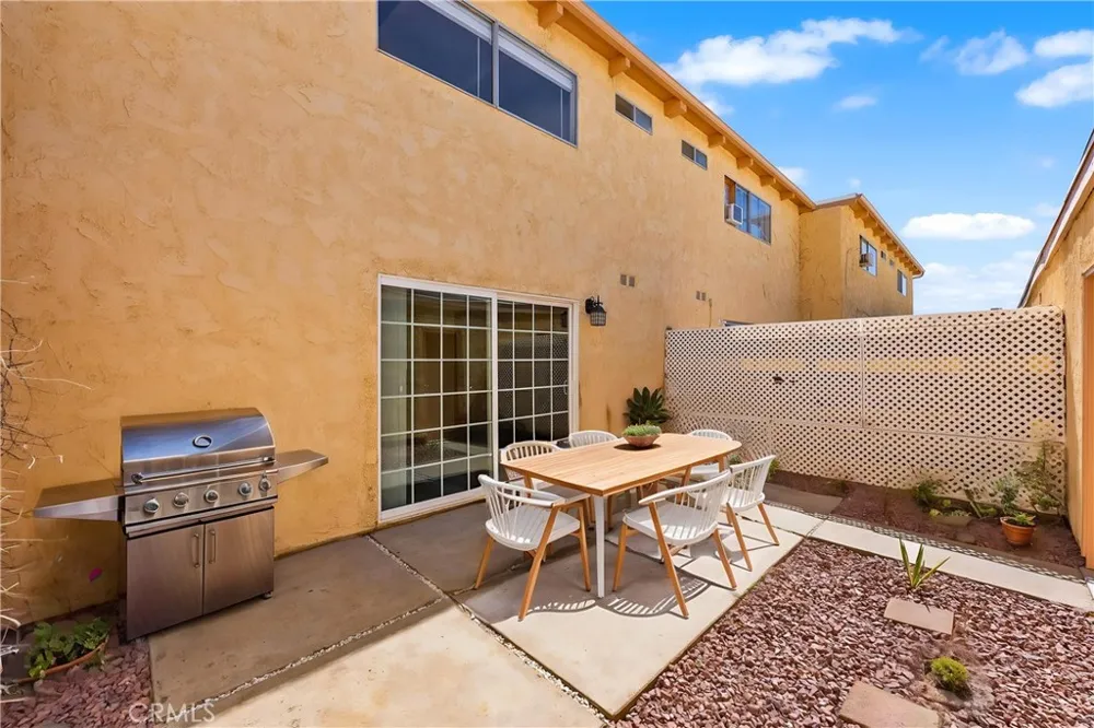 43629 Stanridge Avenue Lancaster, CA 93535