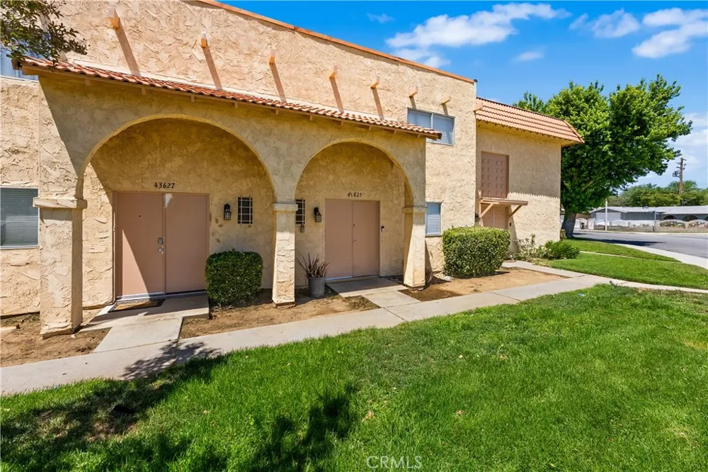 43629 Stanridge Avenue Lancaster, CA 93535