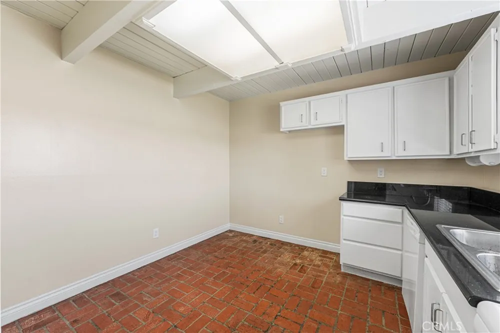 43629 Stanridge Avenue Lancaster, CA 93535
