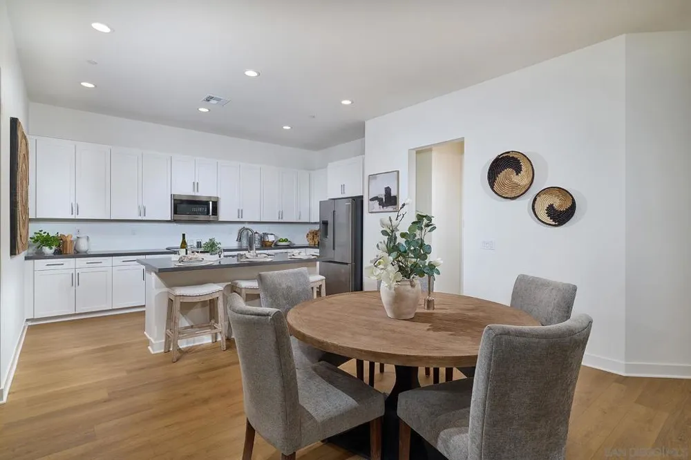 789 Michael Ct Vista, CA 92081