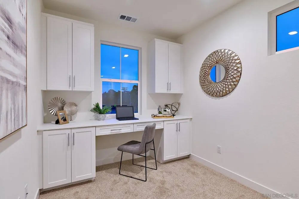 789 Michael Ct Vista, CA 92081