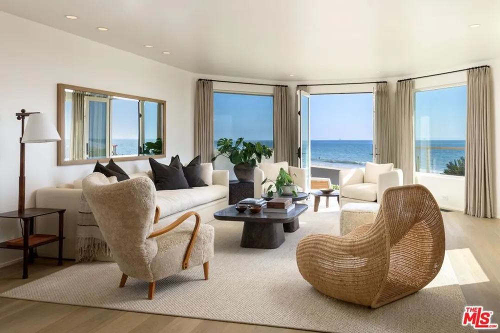 3595 Padaro Lane Carpinteria, CA 93013