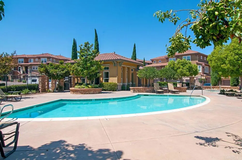112 Via Sovana Santee, CA 92071