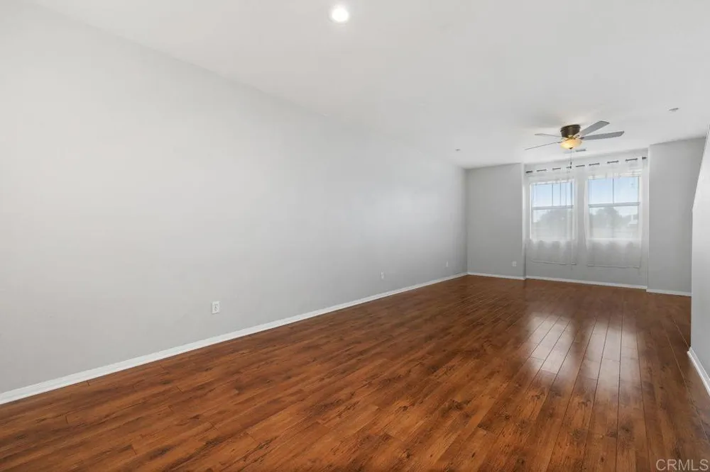 112 Via Sovana Santee, CA 92071