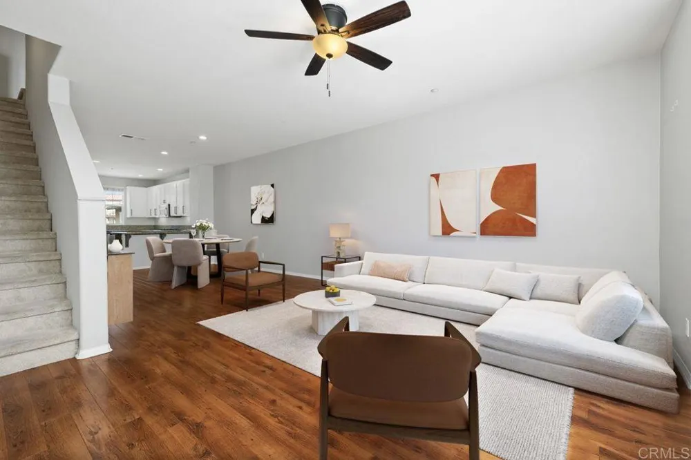 112 Via Sovana Santee, CA 92071