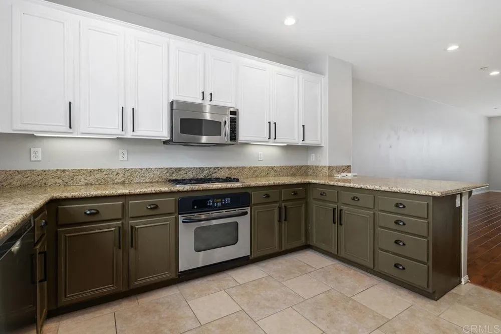 112 Via Sovana Santee, CA 92071