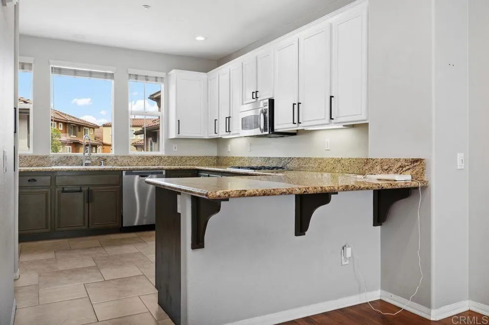 112 Via Sovana Santee, CA 92071