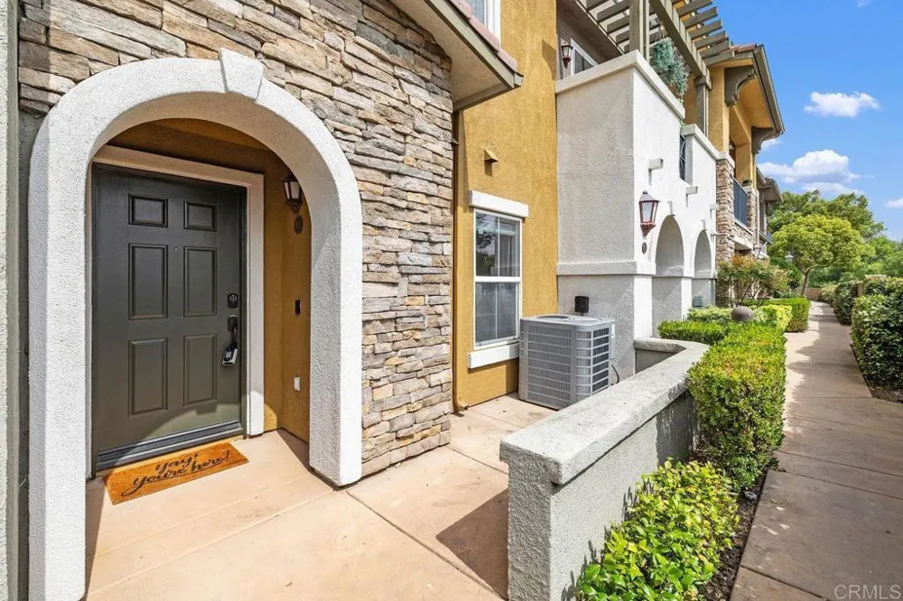 112 Via Sovana Santee, CA 92071
