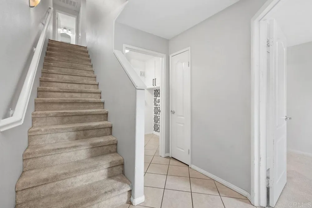 112 Via Sovana Santee, CA 92071