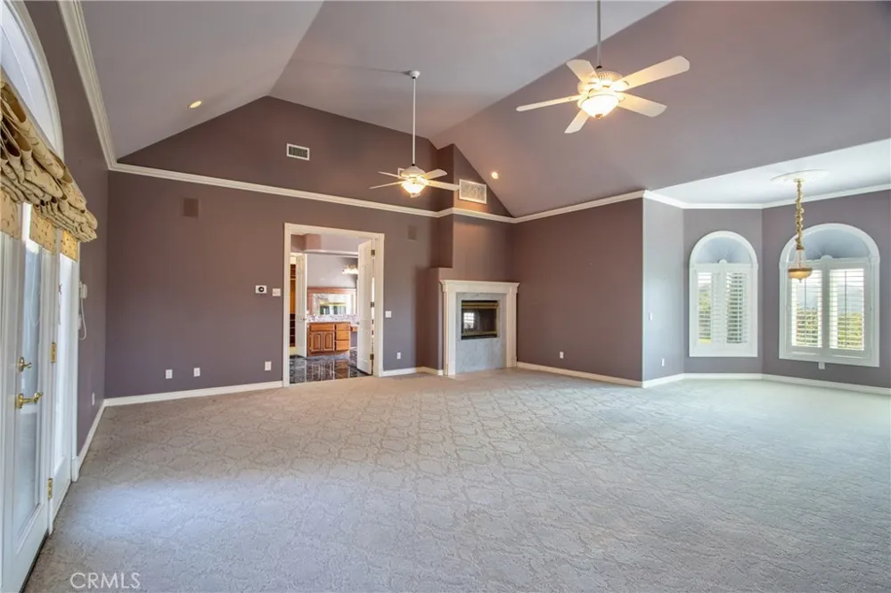 46856 El Prado Temecula, CA 92590