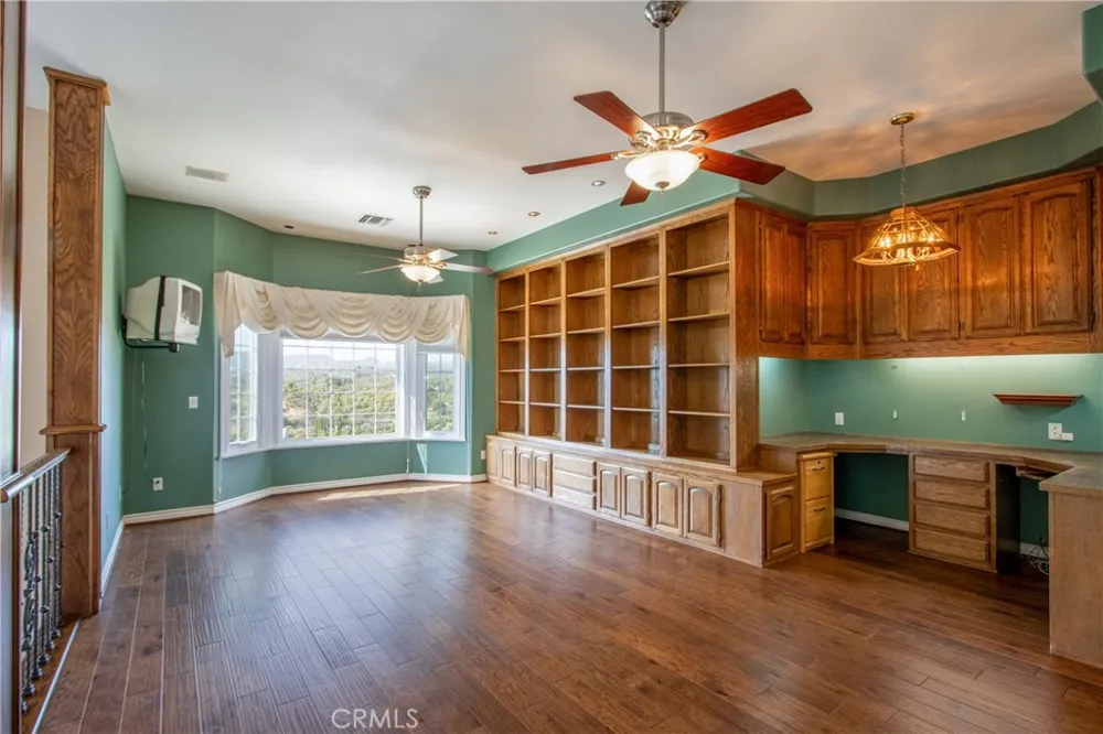 46856 El Prado Temecula, CA 92590