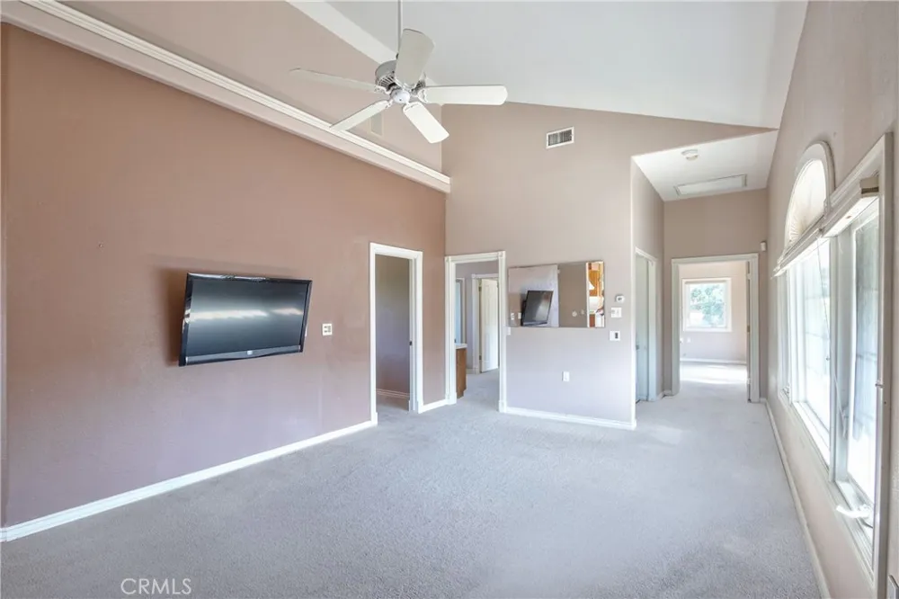 46856 El Prado Temecula, CA 92590