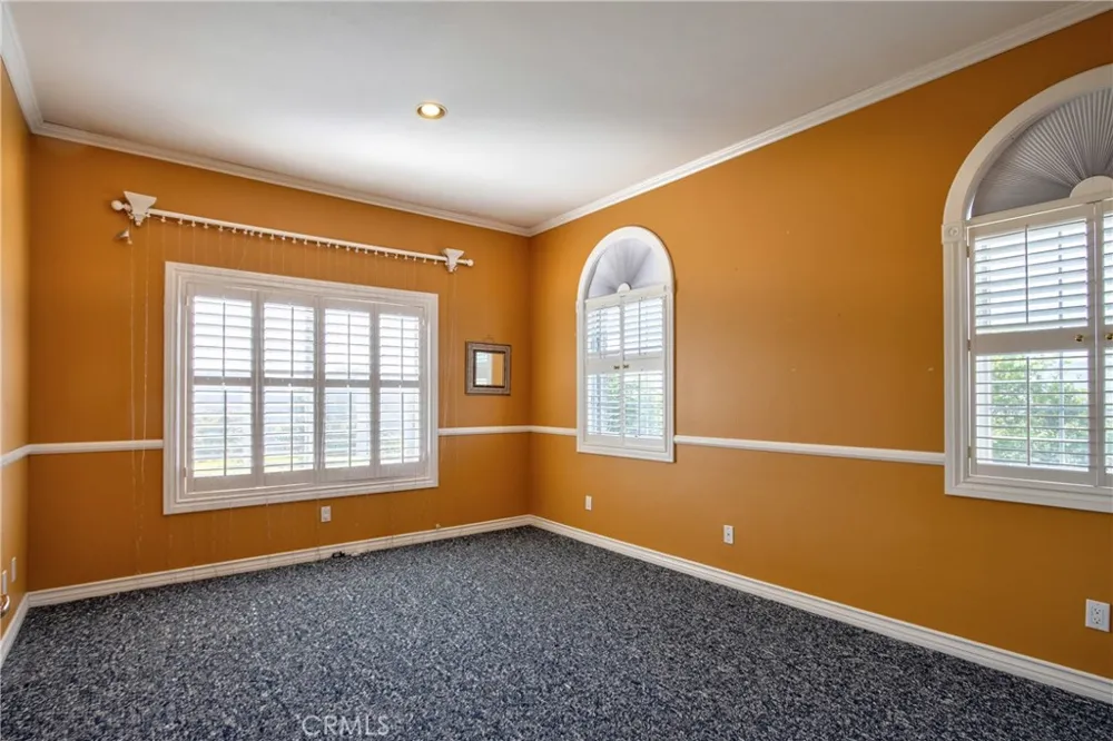 46856 El Prado Temecula, CA 92590