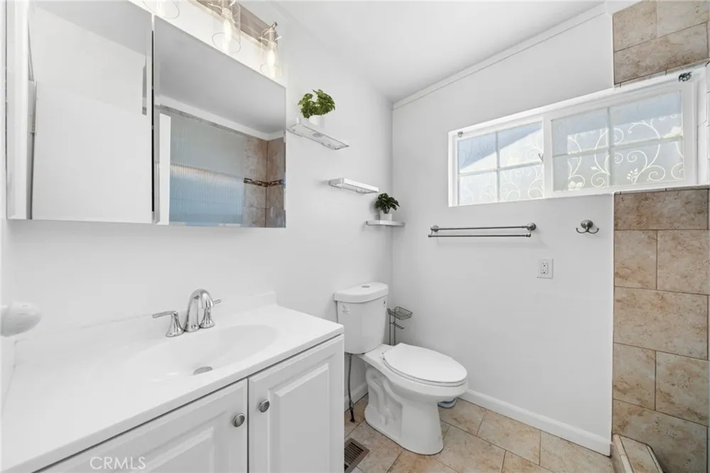 1403 B Napa, CA 94559