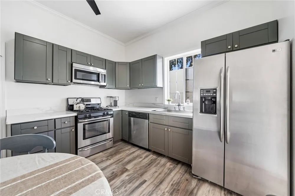 1403 B Napa, CA 94559