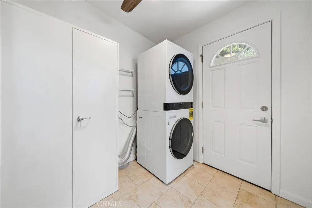 1403 B Napa, CA 94559