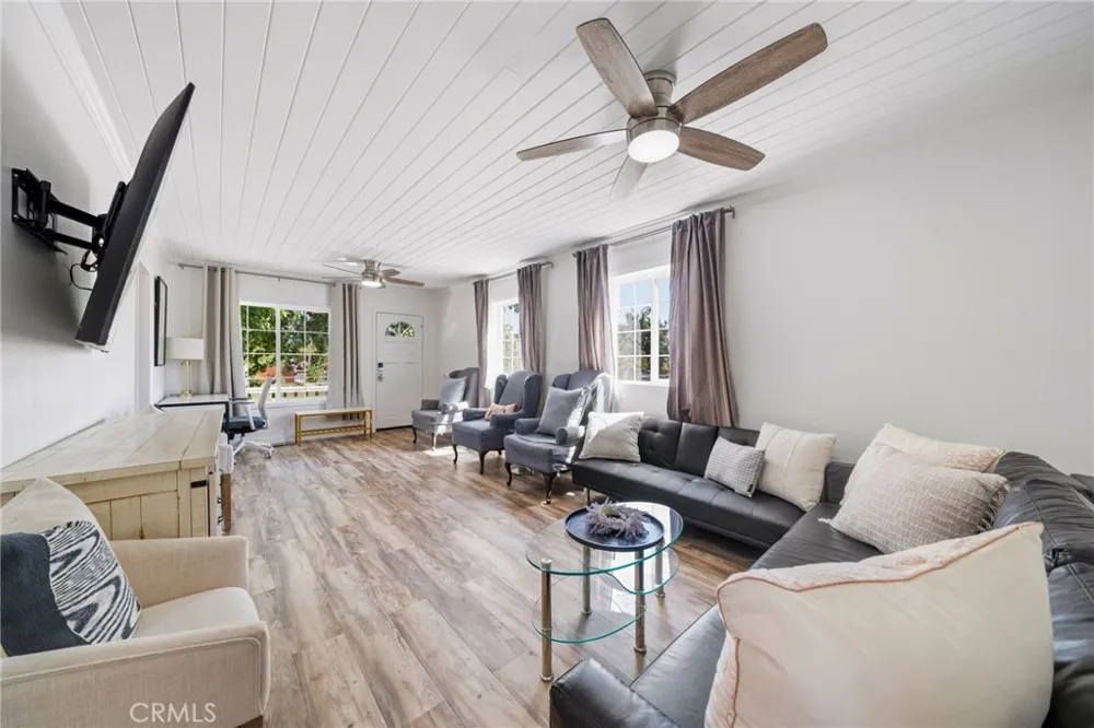 1403 B Napa, CA 94559