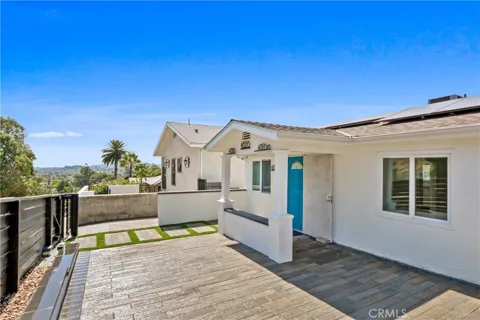 4826 Hub Street #1