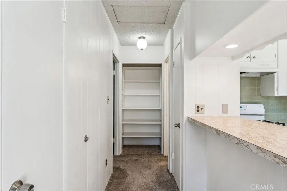 494 Wylerhorn Crestline, CA 92325