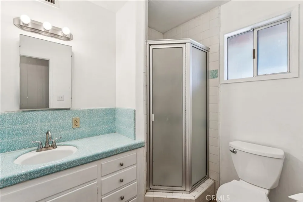 494 Wylerhorn Crestline, CA 92325
