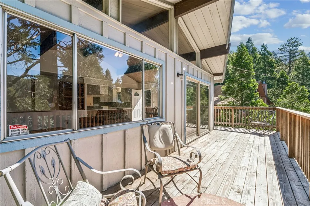 494 Wylerhorn Crestline, CA 92325