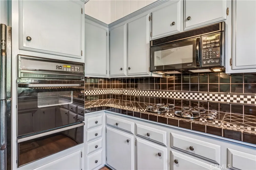 29029 Alder Terrace Cedar Glen, CA 92321