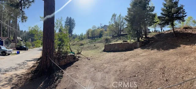 2404 Whispering Pines Running Springs, CA 92382
