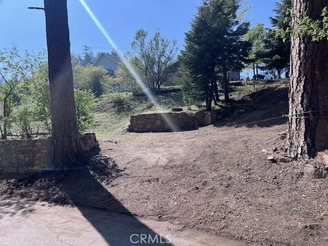 2404 Whispering Pines Running Springs, CA 92382