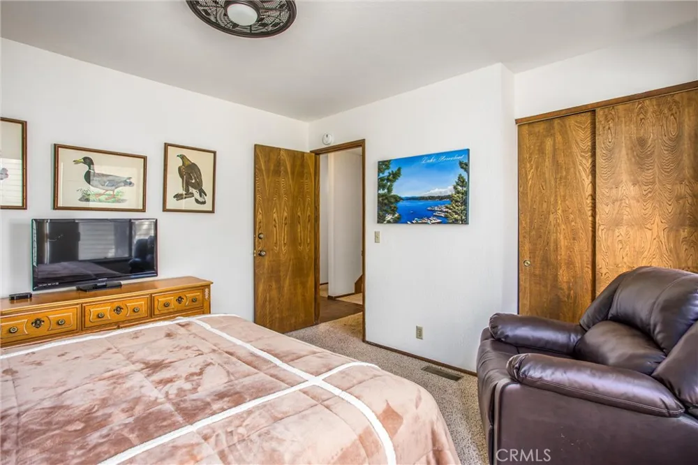 27657 Peninsula #130 Lake Arrowhead, CA 92352