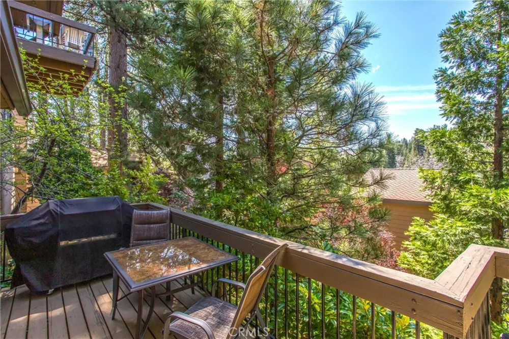 27657 Peninsula #130 Lake Arrowhead, CA 92352