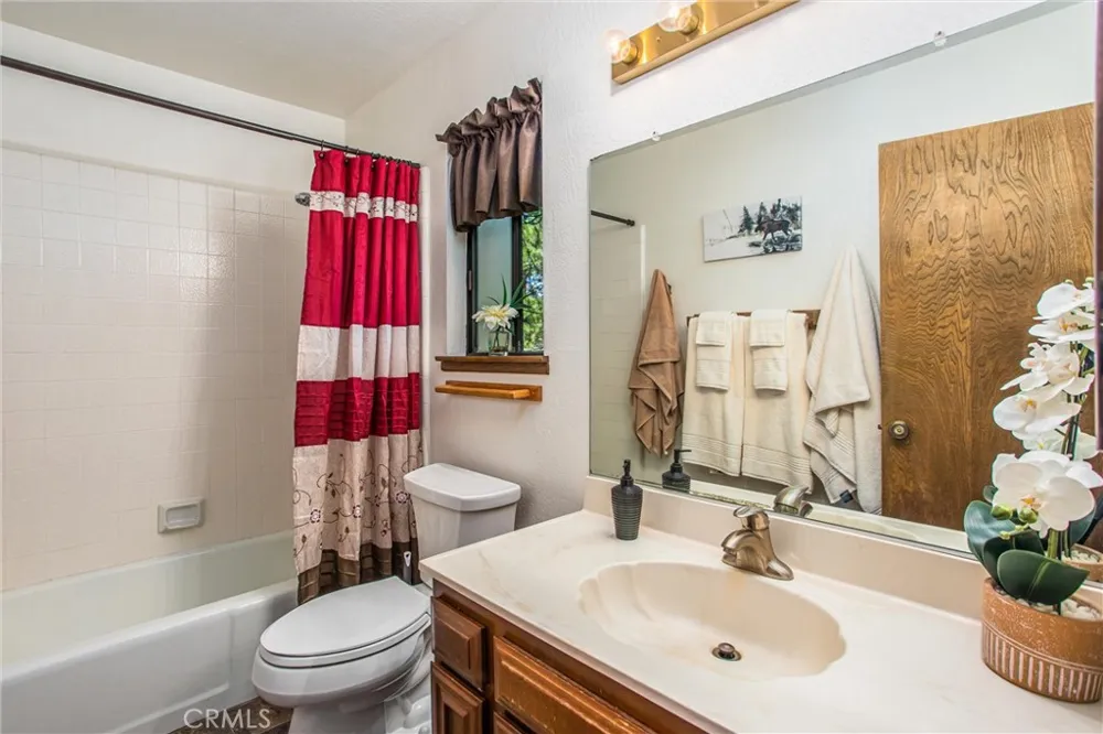 27657 Peninsula #130 Lake Arrowhead, CA 92352