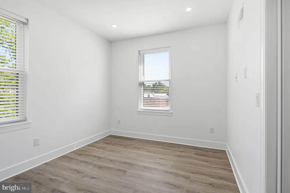 2370 RANDOLPH STREET Huntingdon Valley, PA 19006