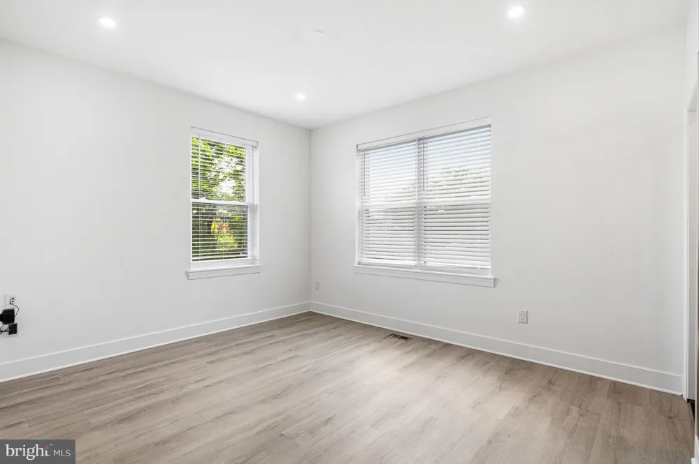 2370 RANDOLPH STREET Huntingdon Valley, PA 19006