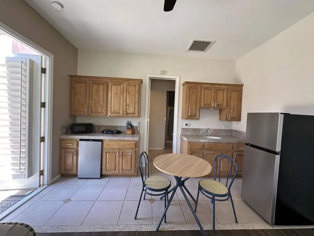 12 Buckingham Way #Casita Rancho Mirage, CA 92270