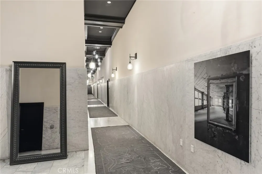 460 S Spring #1008 Los Angeles, CA 90013