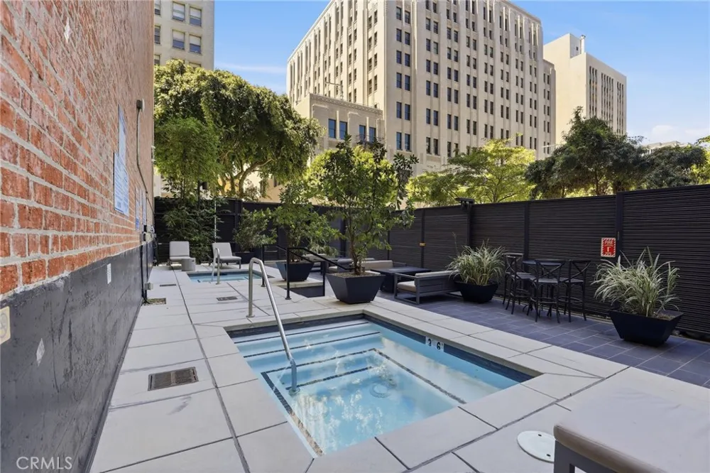 460 S Spring #1008 Los Angeles, CA 90013