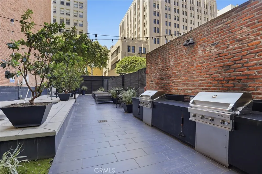 460 S Spring #1008 Los Angeles, CA 90013