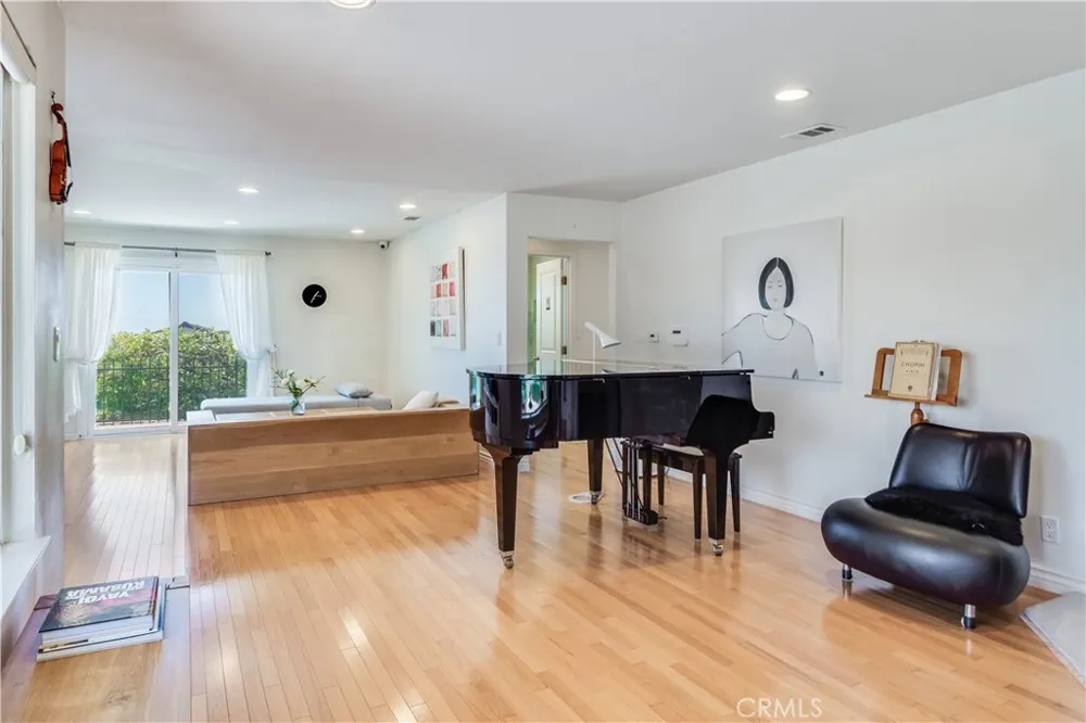 1768 Vallecito San Pedro, CA 90732