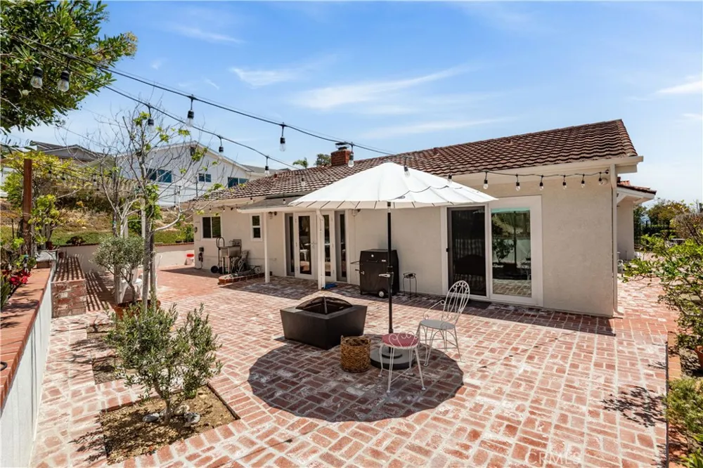 1768 Vallecito San Pedro, CA 90732