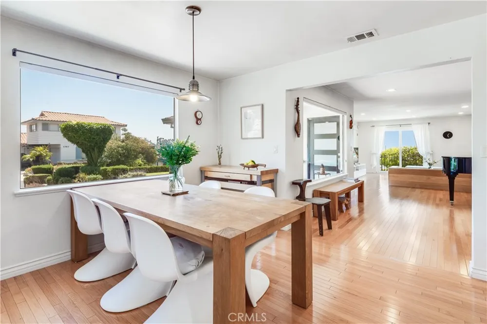 1768 Vallecito San Pedro, CA 90732
