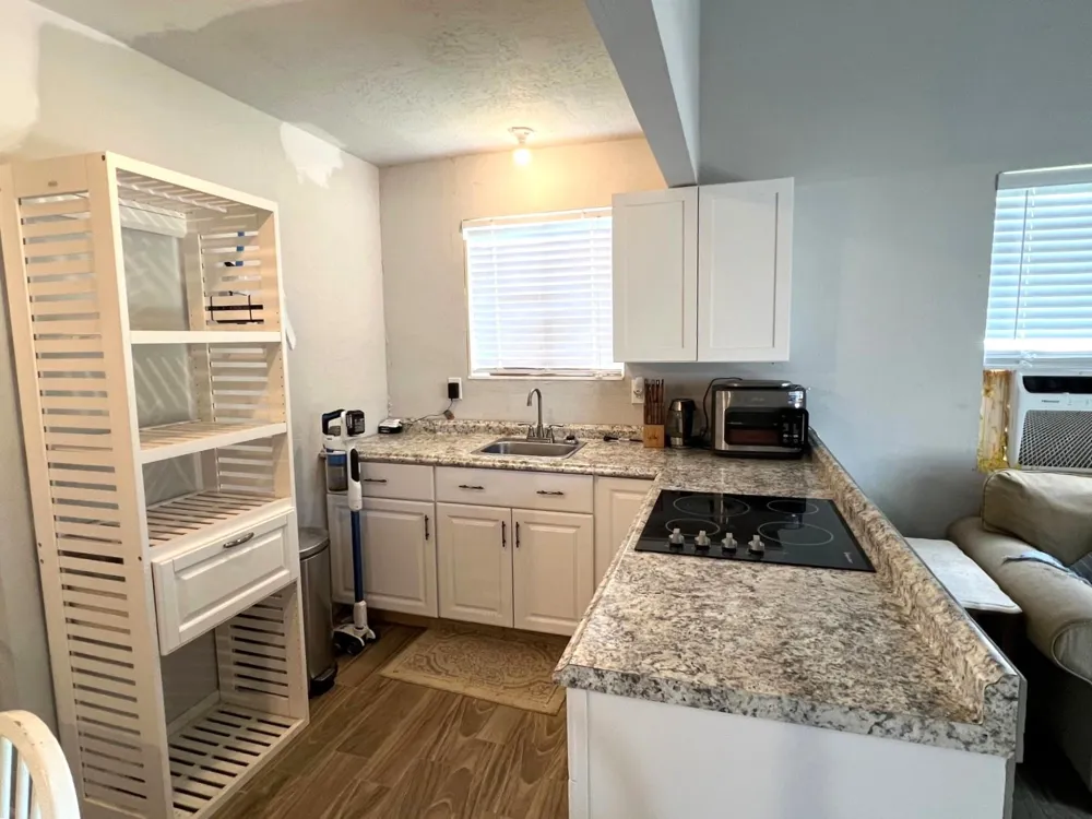 1218 Forest Oak Drive Altair, TX 77442
