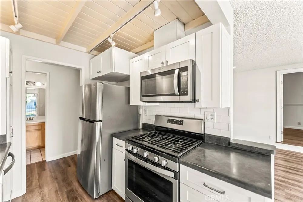 985 S Idaho Street #40 La Habra, CA 90631