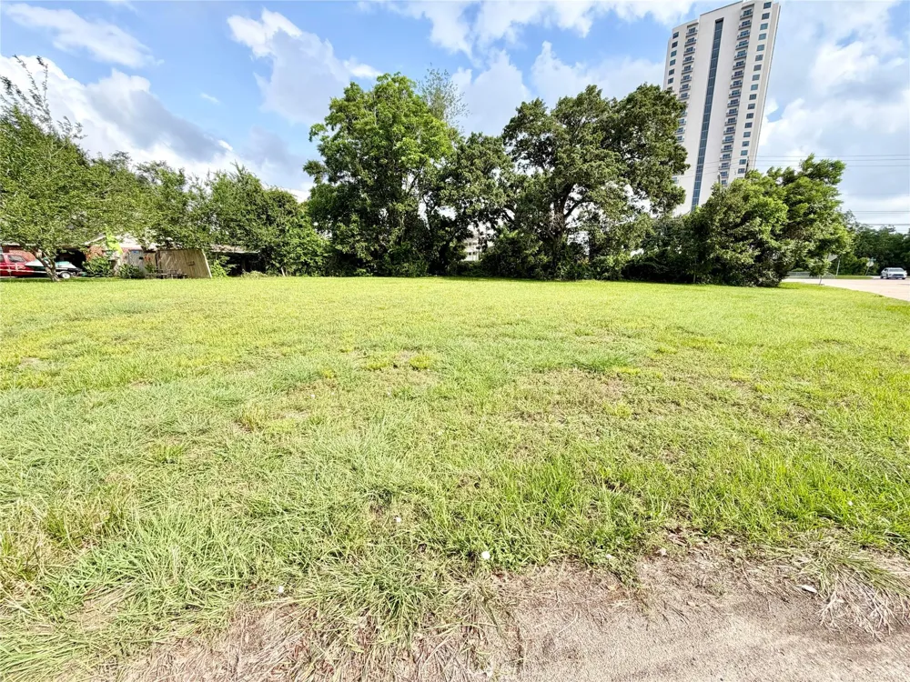Shirleen Drive Pasadena, TX 77586