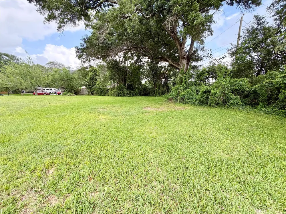 Shirleen Drive Pasadena, TX 77586
