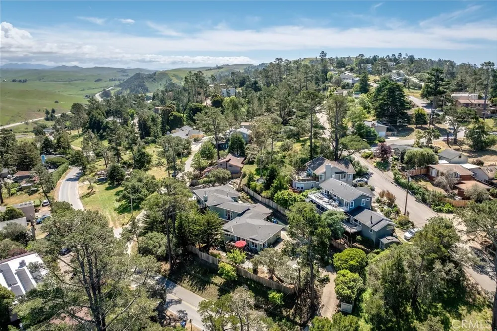 2968 Ardath Drive Cambria, CA 93428