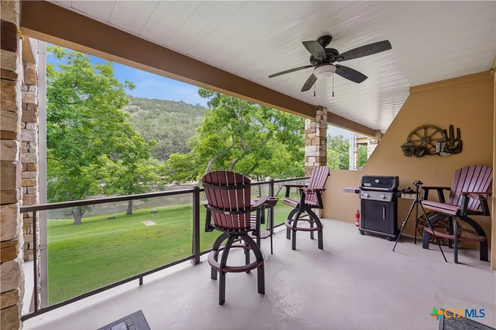 540 River Run #202 New Braunfels, TX 78132